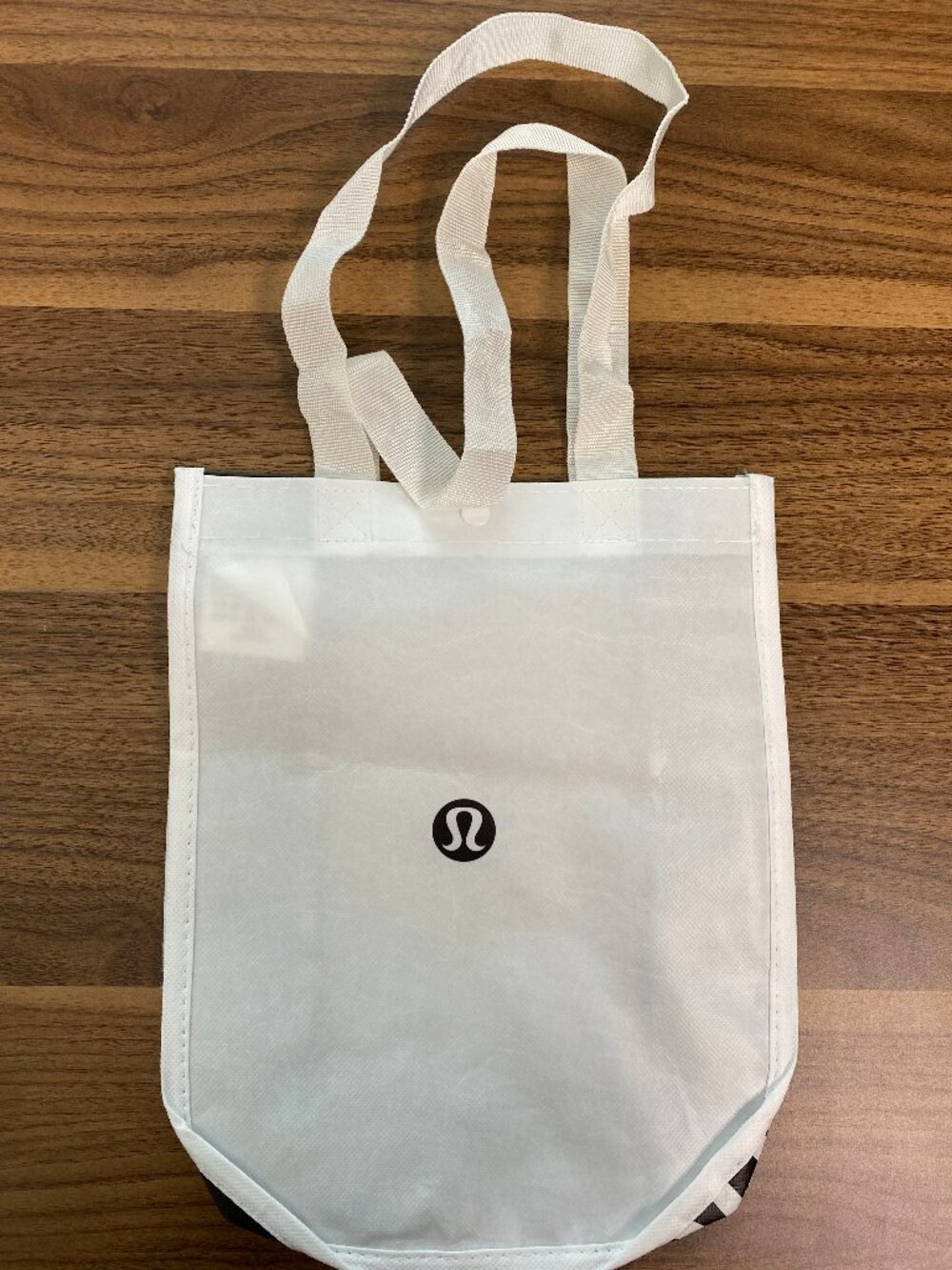 Small Lululemon tote bag